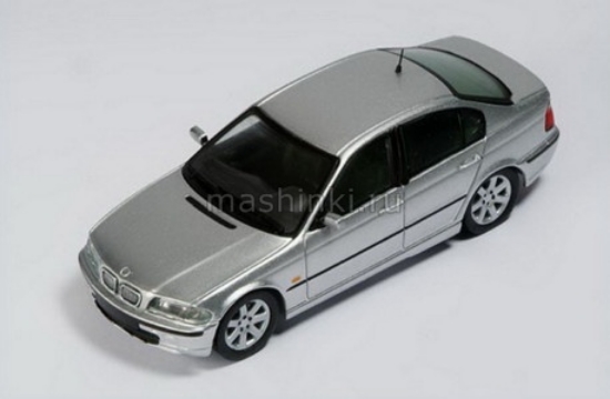 Изображение SPARK 1/43 BMW 318i Road version 1998 silver