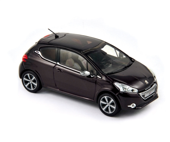 Изображение NOREV 1/43 PEUGEOT 208 XY 2012 purple night