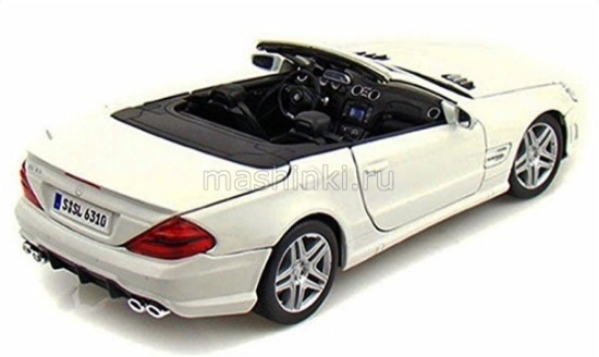 Изображение MAISTO 1/18 MERCEDES-BENZ SL 63 AMG Cabrio белый