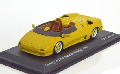 Изображение WHITEBOX 1/43 LAMBORGHINI Diablo Roadster Prototipo 1992 yellow