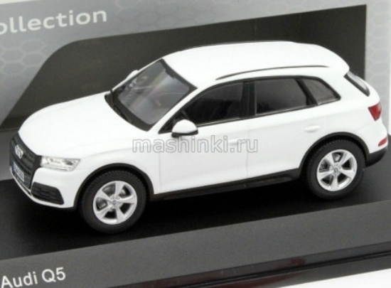 Изображение KYOSHO 1/43 AUDI Q5 2016 ibis white