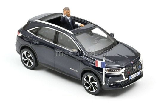 Изображение NOREV 1/43 CITROEN DS7 Crossback с фигуркой президента Франции Э.Макрона 2017 dark blue