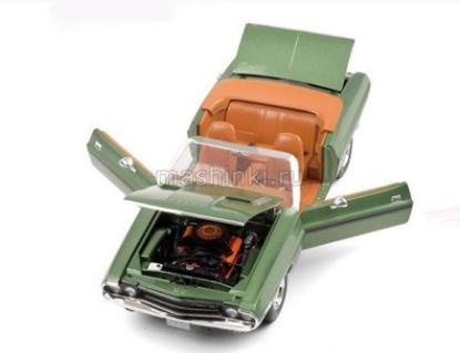 Изображение GREENLIGHT 1/18 DODGE Challenger R/T Convertible 1970 green metallic and deluxe wheel covers