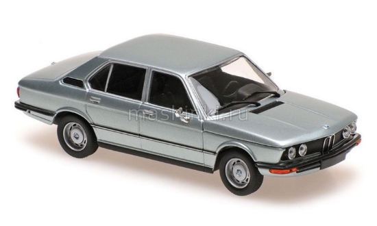 Изображение MAXICHAMPS 1/43 BMW 520 1972 light blue metallic