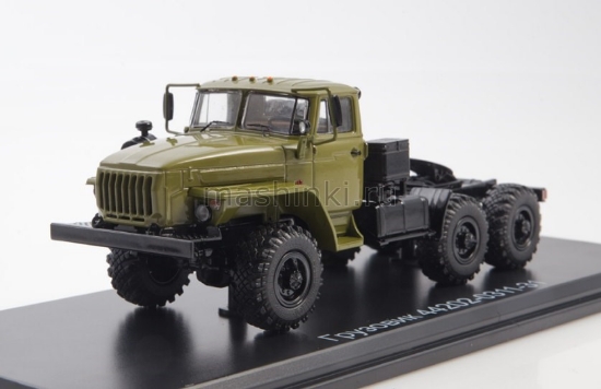 Изображение SSM 1/43 У-44202-0311-31 седельный тягач