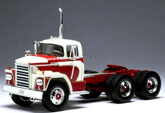 Изображение IXO 1/43 Седельный тягач DODGE LCF CT900 1960 white-red