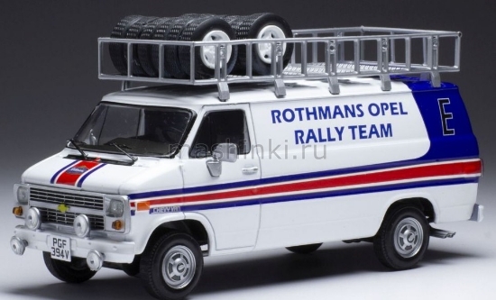 Изображение IXO 1/43 CHEVROLET G-Serie техничка Rothmans Opel Rally Team с багажником и колесами на крыше 1983