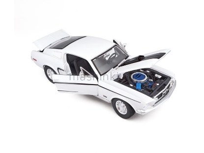 Изображение MAISTO 1/18 FORD Mustang GT Cobra Jet FB 1968 white/белый