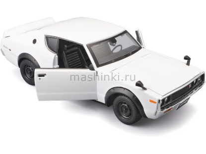 Изображение MAISTO 1/24 NISSAN Skyline 2000GT-R 1973 white/белый