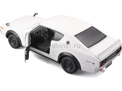 Изображение MAISTO 1/24 NISSAN Skyline 2000GT-R 1973 white/белый