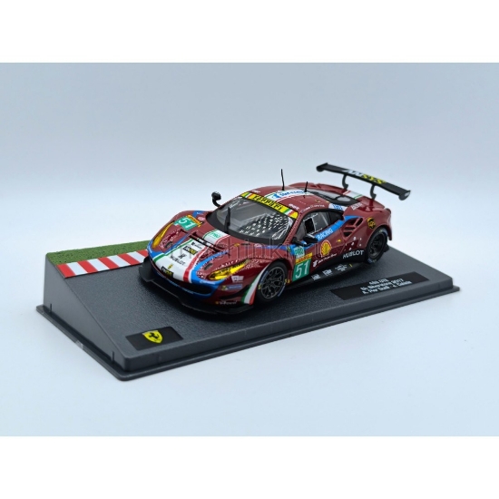 Изображение ALTAYA 1/43 FERRARI 488 GTE №51 AF Corse Pier Guidi/Calado 6h Silverstone 2017
