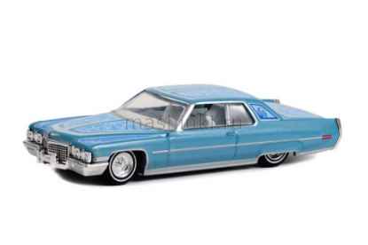 Изображение GREENLIGHT 1/64 CADILLAC Coupe Deville Custom 1972 light blue