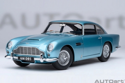 Изображение AUTOART 1/18 ASTON MARTIN DB5 1964 caribbean pearl/blue