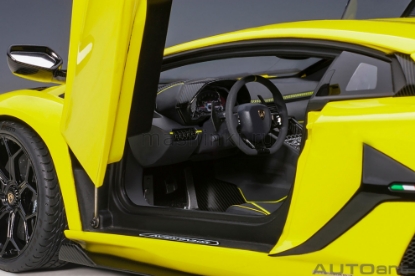 Изображение AUTOART 1/18 LAMBORGHINI Aventador SVJ yellow