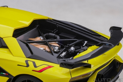 Изображение AUTOART 1/18 LAMBORGHINI Aventador SVJ yellow