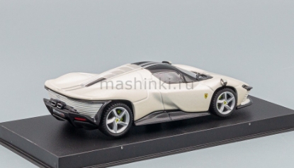 Изображение BBURAGO 1/43 FERRARI Daytona SP3 white