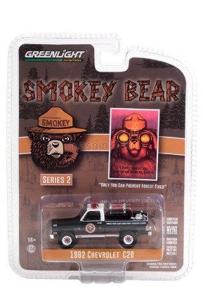 Изображение GREENLIGHT 1/64 CHEVROLET C20 Custom Deluxe с пожарным оборудованием Only You Can Prevent Forest Fires 1982 black/white