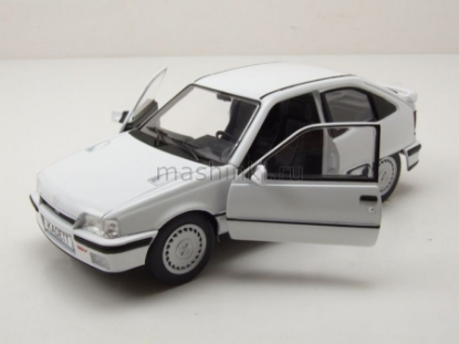 Изображение WHITEBOX 1/24 OPEL Kadett E GSI 1985 white