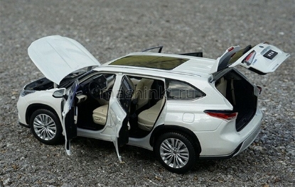 Изображение DEALER MODEL-TNGA 1/18 TOYOTA Highlander white/белый