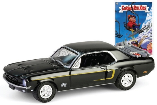 Изображение GREENLIGHT 1/64 FORD Mustang Coupe с лыжами на крышке багажника Ski Cliff 1968 black