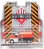 Изображение GREENLIGHT 1/64 CHEVROLET C-70 цистерна удобрения 1984 orange/white