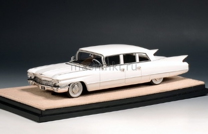 Изображение GLM STAMP 1/43 CADILLAC Fleetwood 75 Limousine 1960 white