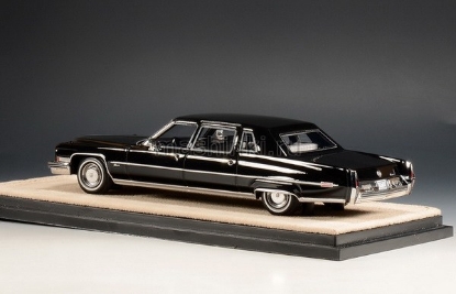Изображение GLM STAMP 1/43 CADILLAC Fleetwood 75 Limousine 1973 black