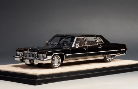 Изображение GLM STAMP 1/43 CADILLAC Fleetwood 75 Limousine 1973 black