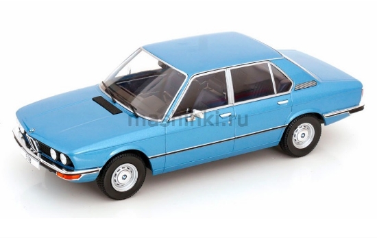 Изображение MODELCAR 1/18 BMW 520 (E12) 1973 light blue