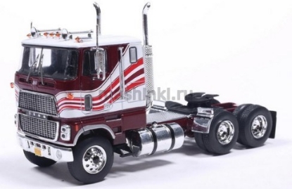 Изображение IXO 1/64 Седельный тягач FORD CL 9000 1976 white/red