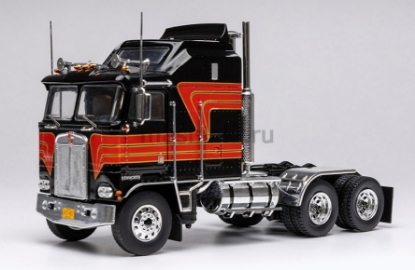 Изображение IXO 1/43 Седельный тягач KENWORTH K100 Aerodyne 1976 black/red